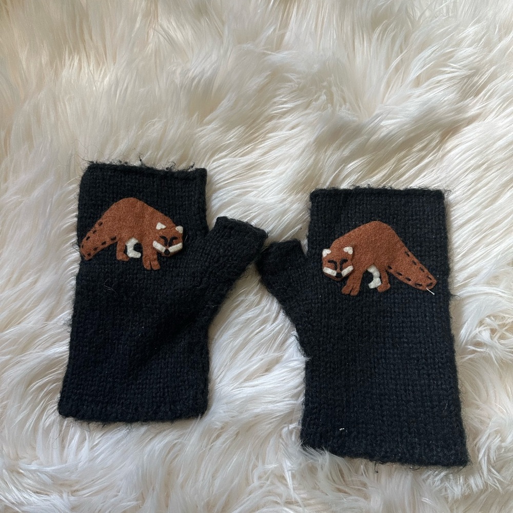 Urban Outfitters Black Mittens with Animal Design